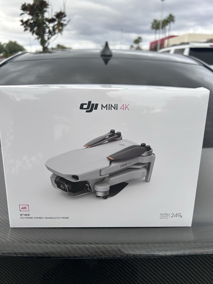 DJI - Drone - Mini 4K Fly More Combo(GL)