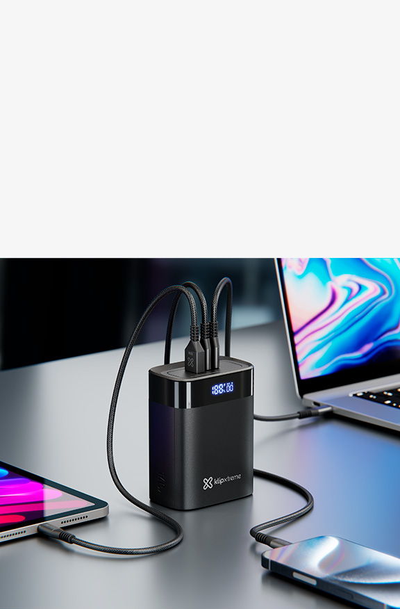 Klip Xtreme - Power bank - 24 pin USB-C - 2 x 4 pin USB Type A / 3 x 24 pin USB-C - Lithium polymer - Para Universal - 140W 30.000mAh
